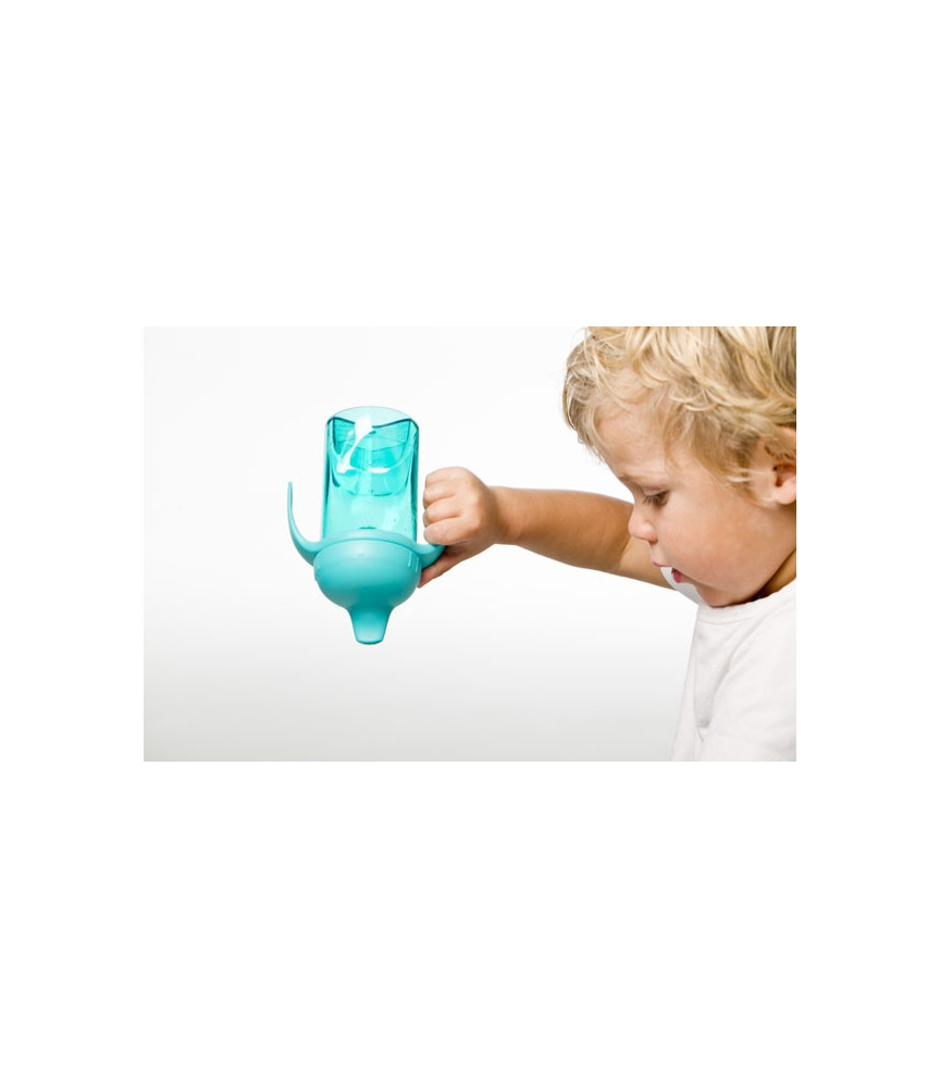 Difrax - Gobelet anti-fuites à bec dur 250 ml Ref. 702 Difrax - Gobelet anti-fuites à bec dur 250 ml Ref. 702